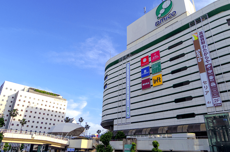 アミコ専門店街約270m（徒歩4分）